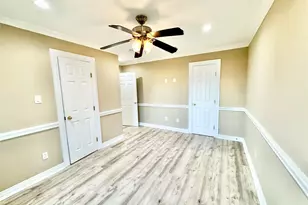 102 Mechanic St, Galveston, TX 77550 - Photo 7