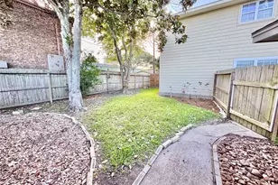 102 Mechanic St, Galveston, TX 77550 - Photo 23