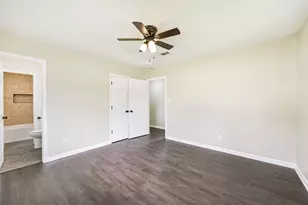 2390 Sarah St, Beaumont, TX 77705 - Photo 15