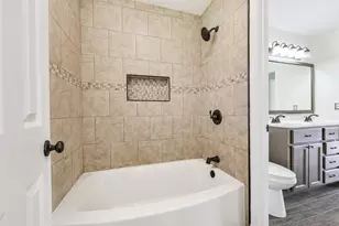 2390 Sarah St, Beaumont, TX 77705 - Photo 19