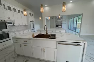 9756 Westview Dr, Houston, TX 77055 - Photo 19