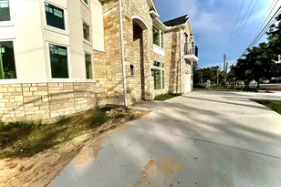 9756 Westview Dr, Houston, TX 77055 - Photo 23