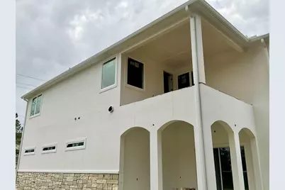 9756 Westview Drive, Houston, TX 77055 - Photo 7