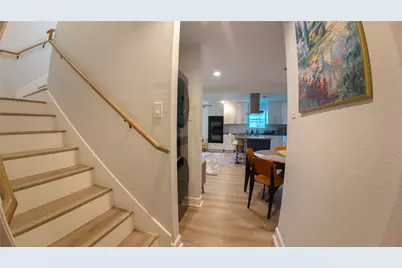 10326 Meadow Lake Ln Lane, Houston, TX 77042 - Photo 5
