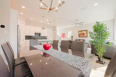 10915 Brambling Wood Drive, Houston, TX 77043 - Photo 13