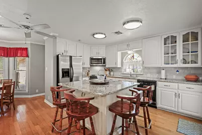 404 Pecan, Village Mills, TX 77663 - Photo 11