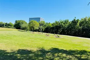 712 Memorial Mews St, Houston, TX 77079 - Photo 5