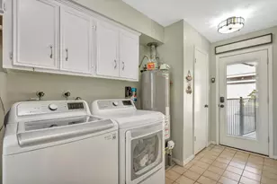 16419 Brookvilla Dr, Houston, TX 77059 - Photo 13