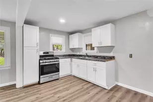 2311 Ave C, Nederland, TX 77627 - Photo 11