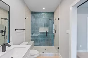 7349 Sandle St, Houston, TX 77088 - Photo 13