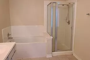 2318 Waterwood Dr, Sugar Land, TX 77479 - Photo 17