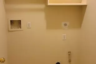 2318 Waterwood Dr, Sugar Land, TX 77479 - Photo 21