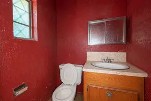 9715 Leath St, Houston, TX 77093 - Photo 11