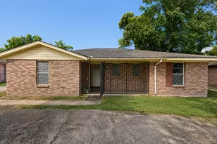 9715 Leath St, Houston, TX 77093 - Photo 1