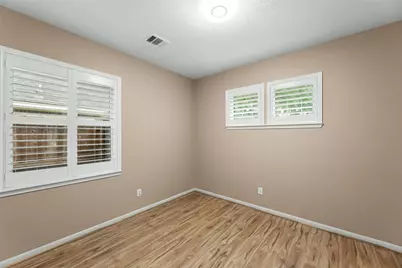 2118 Cypress Run Drive, Sugar Land, TX 77478 - Photo 17