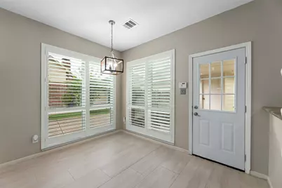 2118 Cypress Run Drive, Sugar Land, TX 77478 - Photo 11