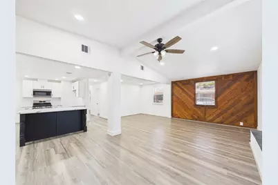 1210 Connie Street, Alvin, TX 77511 - Photo 7