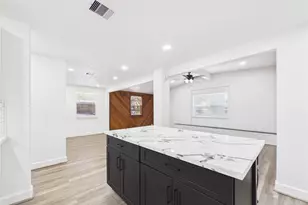 1210 Connie St, Alvin, TX 77511 - Photo 17