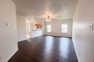 109 Mustang Stampede Dr, La Marque, TX 77568 - Photo 3