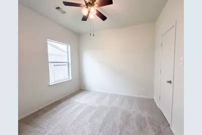 109 Mustang Stampede Drive, La Marque, TX 77568 - Photo 11