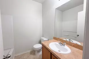 109 Mustang Stampede Dr, La Marque, TX 77568 - Photo 17