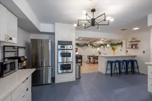 7916 Glenview Dr, Houston, TX 77061 - Photo 7