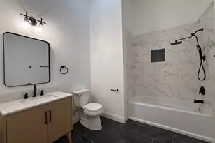 306 Stiles St, Houston, TX 77011 - Photo 9
