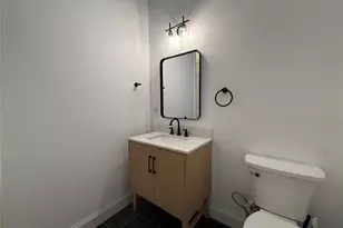 306 Stiles St, Houston, TX 77011 - Photo 11