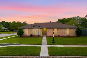 10503 Raydell Dr, Houston, TX 77031 - Photo 1