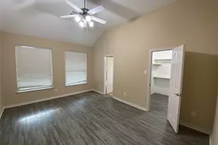 4903 Summer Ridge Dr, Conroe, TX 77303 - Photo 13
