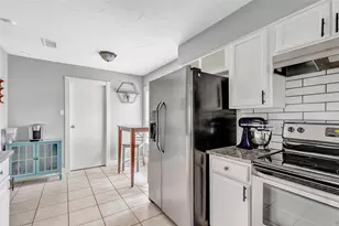 2138 Middle Creek Dr, Houston, TX 77339 - Photo 11