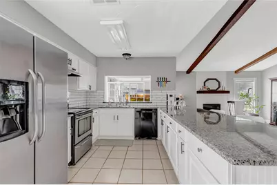 2138 Middle Creek Drive, Houston, TX 77339 - Photo 9