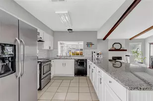 2138 Middle Creek Dr, Houston, TX 77339 - Photo 9