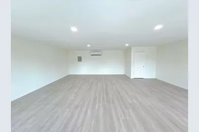 7704 Irvington Boulevard, Houston, TX 77022 - Photo 39