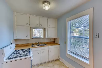 2125 Avenue A, Nederland, TX 77627 - Photo 17