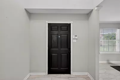 6046 Sandy Creek Drive, Baytown, TX 77523 - Photo 11