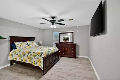 6046 Sandy Creek Drive, Baytown, TX 77523 - Photo 3