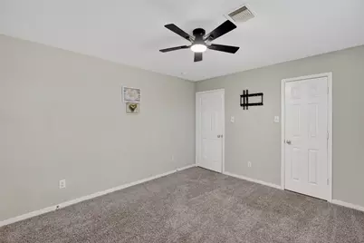 6046 Sandy Creek Drive, Baytown, TX 77523 - Photo 39