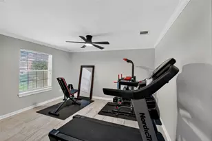 6046 Sandy Creek Dr, Baytown, TX 77523 - Photo 5