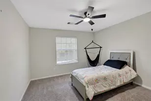 6046 Sandy Creek Dr, Baytown, TX 77523 - Photo 37