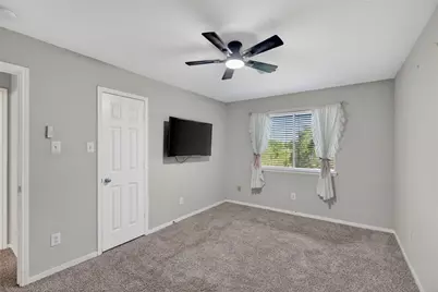 6046 Sandy Creek Drive, Baytown, TX 77523 - Photo 31