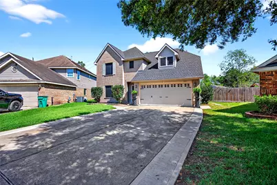 6046 Sandy Creek Drive, Baytown, TX 77523 - Photo 7