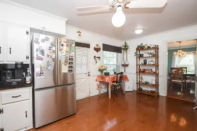 1118 E Cedar Street, Angleton, TX 77515 - Photo 9