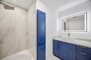 7102 Walkway St, Houston, TX 77036 - Photo 19