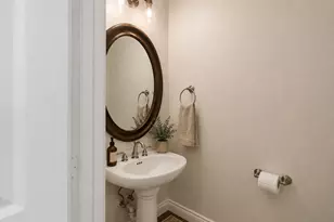 2332 Naomi St, Houston, TX 77054 - Photo 9