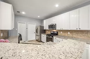 723 New Pines Dr, Spring, TX 77373 - Photo 7