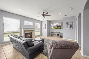 723 New Pines Dr, Spring, TX 77373 - Photo 13