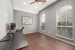 723 New Pines Dr, Spring, TX 77373 - Photo 5