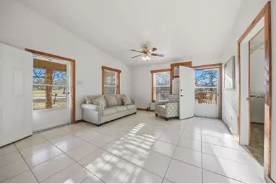 100 Choctaw Crest, Somerville, TX 77879 - Photo 11