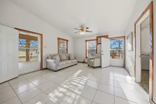 100 Choctaw Crest, Somerville, TX 77879 - Photo 11